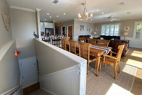 The Salty Sol 6 Bedroom Home