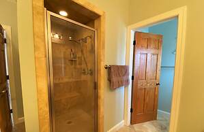 The Salty Sol 6 Bedroom Home