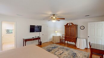 Lilly's Pad 3 Bedroom Home