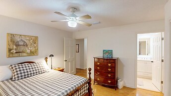 Lilly's Pad 3 Bedroom Home