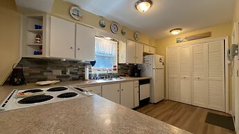 Island Pines 3 Bedroom Home