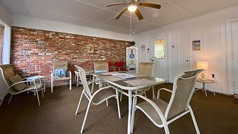 Island Pines 3 Bedroom Home