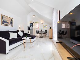 Villa Ana Apartments