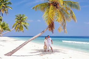 Dhonfulhafi Beach View & Spa