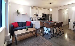Cameo Hotel and Suites