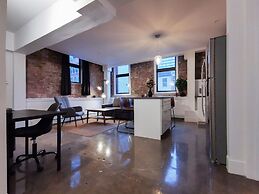 Cameo Hotel and Suites