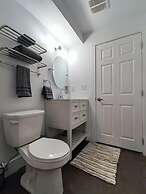 Cameo Hotel and Suites