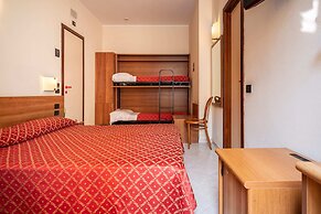 Hotel Careni Villa Italia