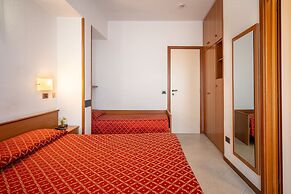 Hotel Careni Villa Italia