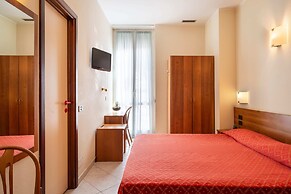 Hotel Careni Villa Italia
