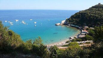 Hotel Careni Villa Italia