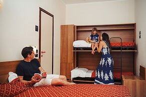 Hotel Careni Villa Italia