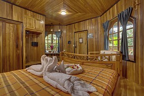 Tropical Magnolia Resort