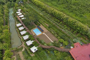 Tropical Magnolia Resort