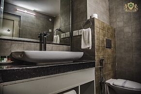 Hotel De Exotica Crest Theog