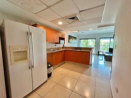 Costa Veleros Apartments