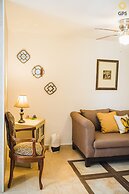 Meson del Capitan Apartments