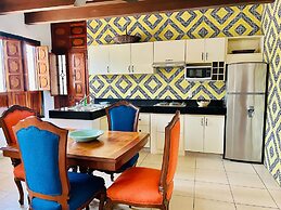 Meson del Capitan Apartments