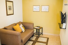 Meson del Capitan Apartments