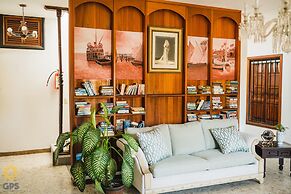 Meson del Capitan Apartments