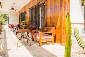 Meson del Capitan Apartments