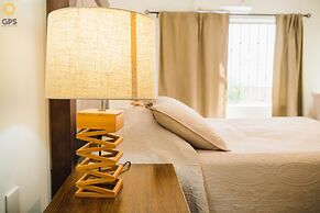 Meson del Capitan Apartments