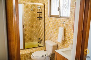 Meson del Capitan Apartments