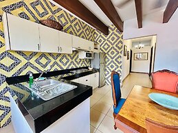 Meson del Capitan Apartments