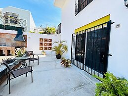 Meson del Capitan Apartments