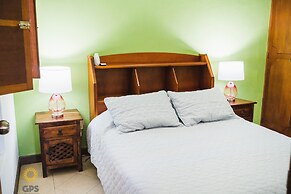 Meson del Capitan Apartments