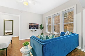 Studio Superb Apt Near Loyola University