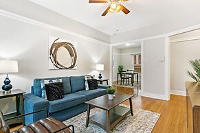 1BR Explore Town in Loyola Park