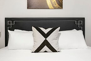 3BR Comfy Apt in Logan Square