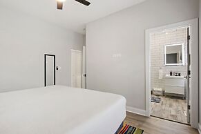 3BR Comfy Apt in Logan Square