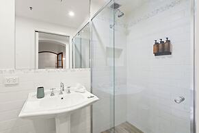 Gordon House Apartments