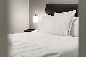 Gordon House Apartments