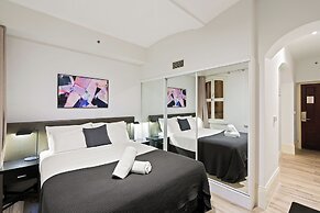 Gordon House Apartments