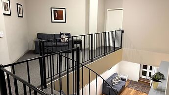 Gordon House Apartments