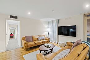 Gordon House Apartments