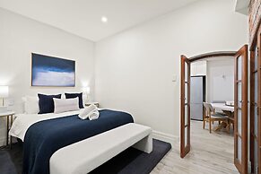 Gordon House Apartments