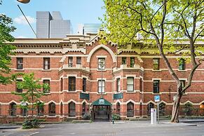 Gordon House Apartments