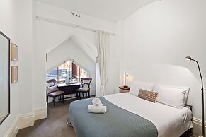 Gordon House Apartments