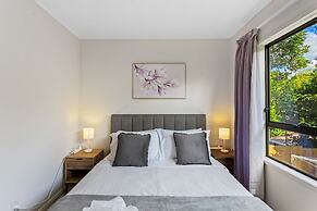 Family Retreat close to City - Netflix