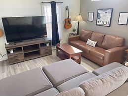 Dt 323 Kessler Cottage 2 Bedroom Home by RedAwning