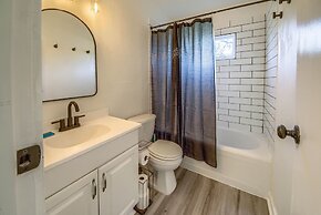 Dt 323 Kessler Cottage 2 Bedroom Home by RedAwning