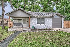 Dt 323 Kessler Cottage 2 Bedroom Home by RedAwning