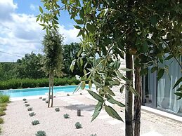 Remarkable 2-bed House in Zrenj