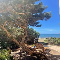 Meridium Apartments & Beach Club