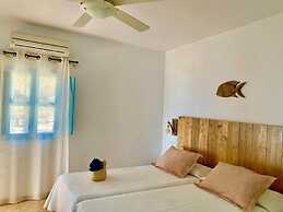 Meridium Apartments & Beach Club