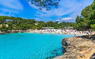 Bella Maria Apartments & Pool Club